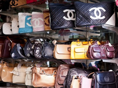 Attól, hogy nagyon szépen csillog a márkajelzés, még senkinek nem lesz jobb az önértékelése