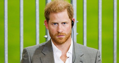 Harry hercegnek bicskanyitogató részleteket kellett kihúznia memoárjából