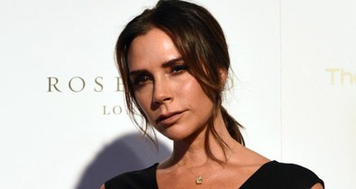 Elpirulsz, ha meglátod Victoria Beckham dekoltázsát