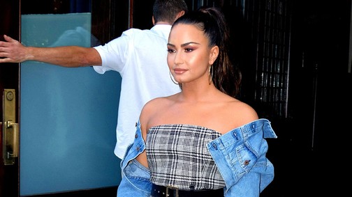 Demi Lovato újraértelmezte a farmerdzseki viselését!