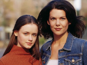 Így néz ki ma a Szívek szállodája Rory-ja, Alexis Bledel 44 éves és szebb, mint valaha