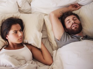 A horkolás kezelése sokkal inkább szól a párkapcsolatról, mintsem a biológiáról