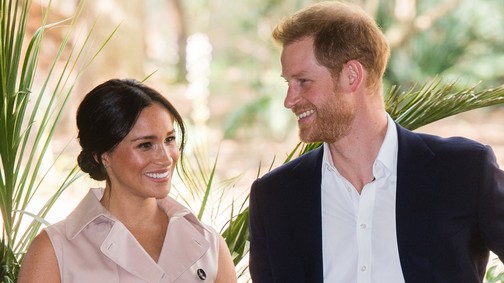 Meghan Markle és Harry herceg megleptek minket a kis Lilibet első hivatalos születésnapi fotójával