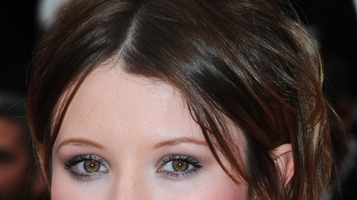 Kicsit flúgos, de imádnivaló: Emily Browning
