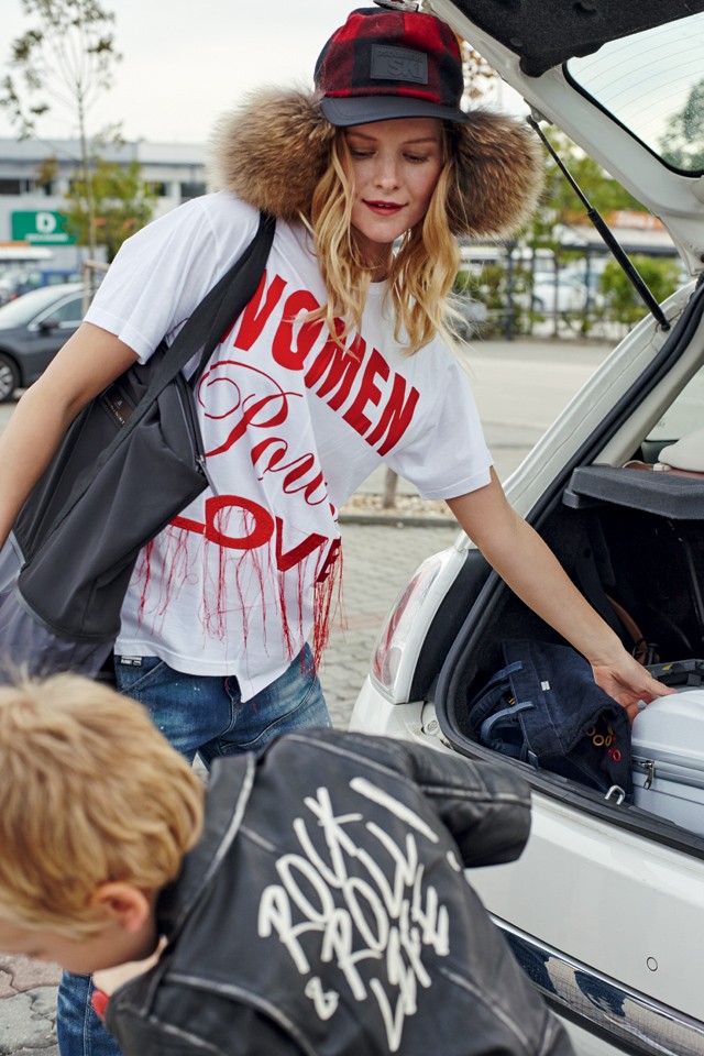 Nemcsics Dorina, a gyönyörű modell szuperanyuként teljesít