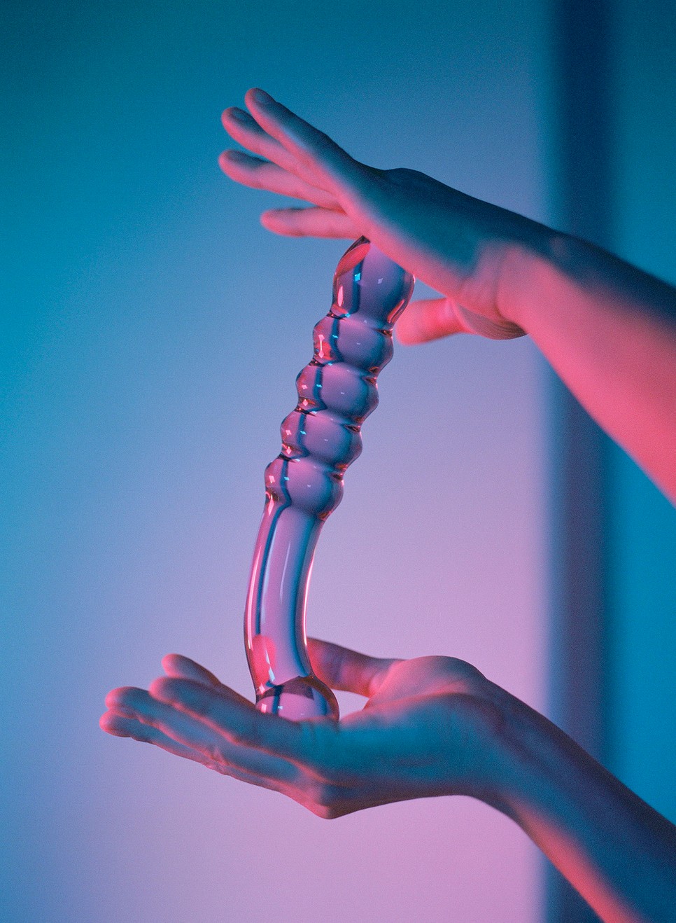 „Egyik célom, hogy bekerüljön a diskurzusba a szexualitás” – beszélgetés Szombat Éva fotóművésszel