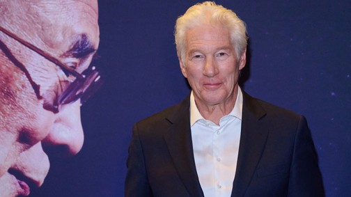 Richard Gere szívhez szóló üzenetet küldött a magyaroknak a Dalai Láma filmje kapcsán
