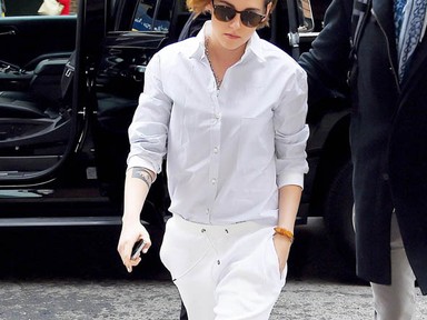 Mekkora dandy Kristen Stewart!