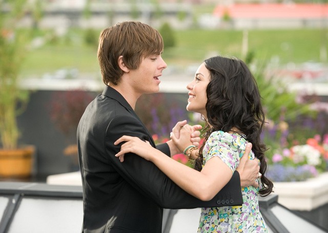 A Disney bemutatja első meleg szereplőjét, és ez csak a kezdet!