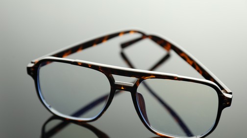 Gucci szemüveg és Max Mara: az olasz elegancia kétféle arca