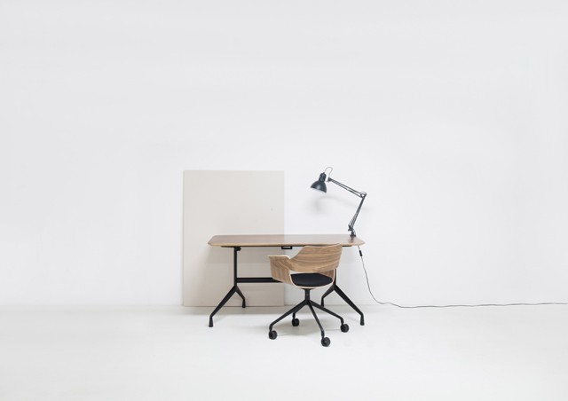 Otthon rendeznéd be az irodádat? Ismerd meg a magyar designmárka bútorait