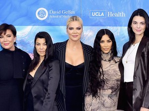 Ritka fotó az egész Kardashian-Jenner családról: Kendall Jenner hatalmasat trollkodott rajta