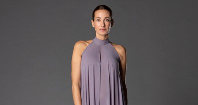 Epres Panni legendás lábai mindenkit elbűvölnek: a gyönyörű modell megmutatta a szezon legforróbb harisnya trendjeit