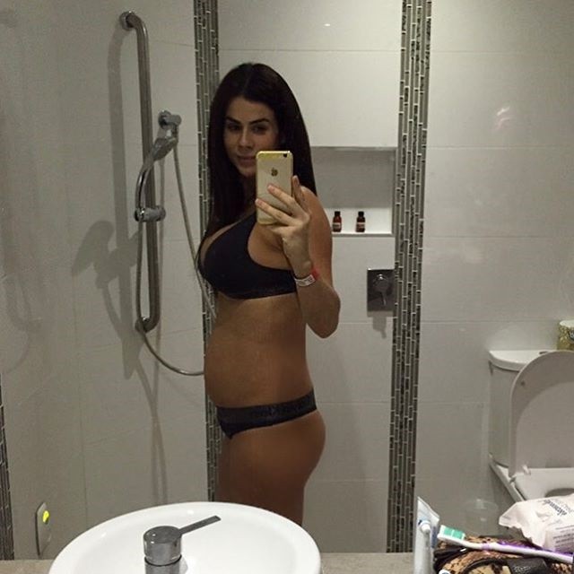 Két nappal szülés után