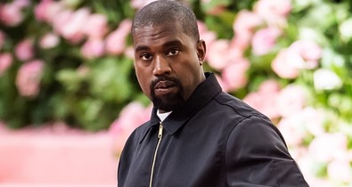 Kanye West felesége ismét a kedélyeket borzolta, most szinte félmeztelenül lépett az utcára