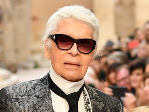 Budapestre hozza a divatmárkáját a divatpápa, Karl Lagerfeld
