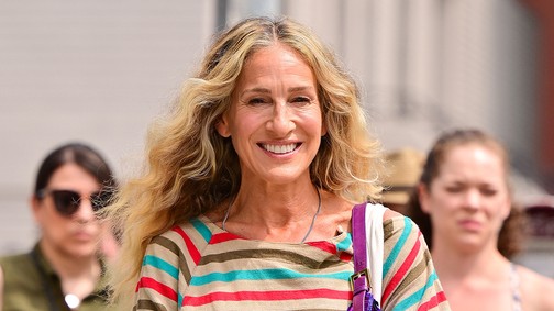 Carrie Bradshaw híres tütüje is visszatér az új Szex és New Yorkban, de átesett egy kis változáson