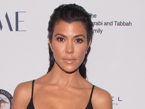 Na jó, Kourtney Kardashian hasizma DÖBBENETES