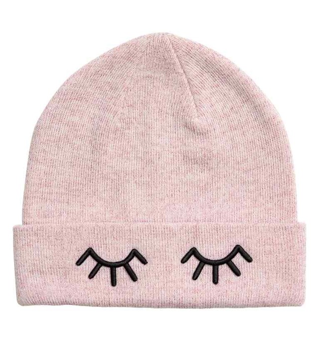 Szempilás sapi H&M 199o Ft helyett 1592 Ft