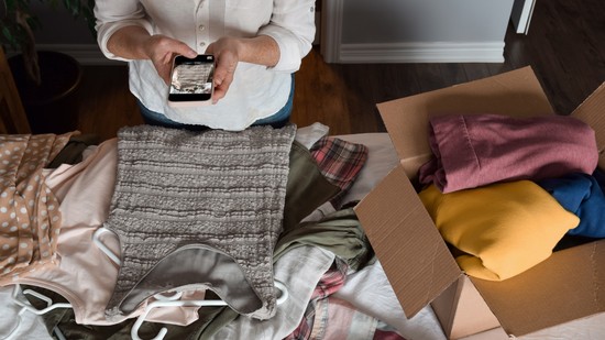 Nem kellenek súlyos összegek egy fenntartható ruhatár kialakításához