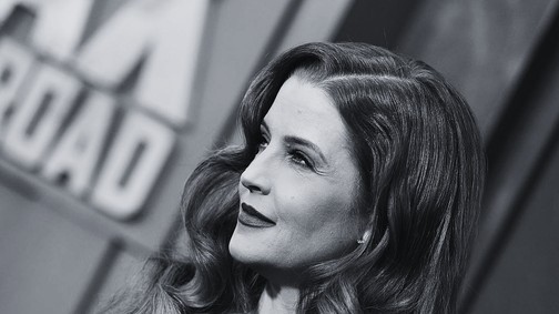 54 éves korában meghalt Lisa Marie Presley, Elvis Presley lánya