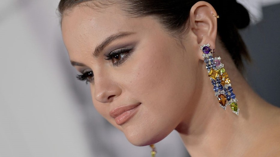 Selena Gomez elárulta, hogy mi okozza a problémát