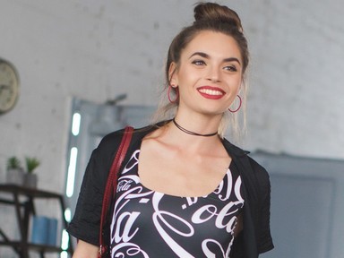 Miss Balaton egy vagány bakanccsal búcsúzik a Gardróbnaplótól