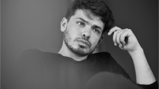 Béres Bence: a színész, aki zavarban van a tapsrend alatt