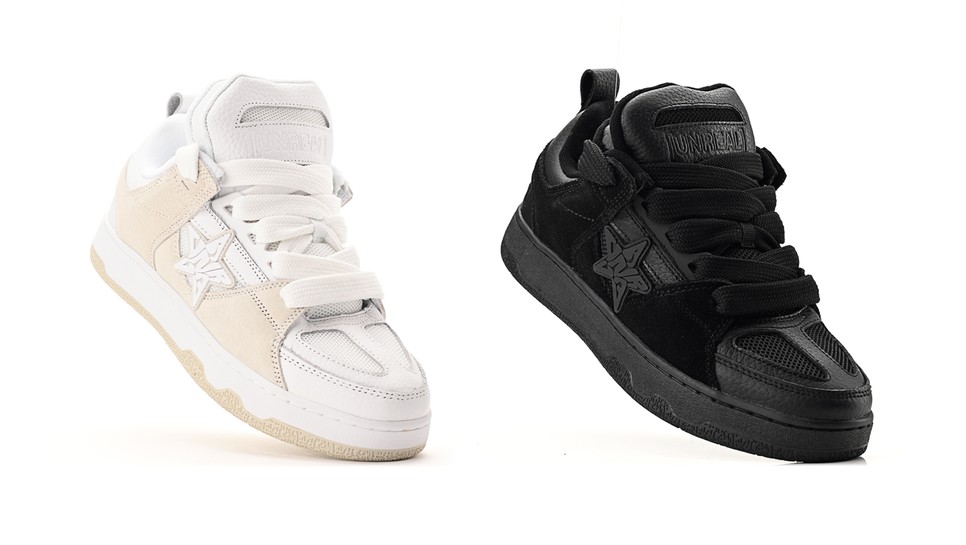 DRK X UNREAL sneaker