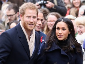 De ki fizeti Meghan Markle méregdrága ruháit?