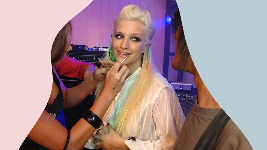 Ashlee Simpson ikonikus puff frizurája