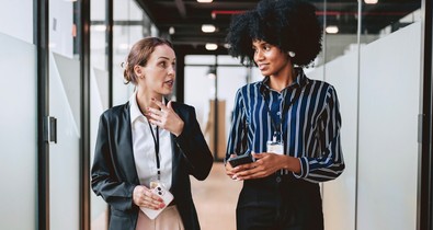 4 mondat, amit soha ne mondj a munkahelyeden: lekezelőnek tarthatnak miatta a kollégák