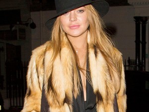 Vérfürdő Lindsay Lohan kabátjáért