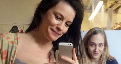 Fehérneműben mutatta meg óriási pocakját Liv Tyler