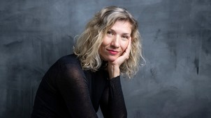 Czakó Zsófi: „Jellegzetes női teher lehet, hogy a szex szinte feladat”