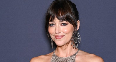 Így nézett ki Dakota Johnson fogszabályzóval és rövid hajjal, mielőtt a világ egyik legfelkapottabb színésznője lett