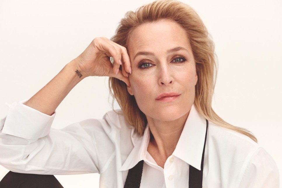 Gillian Anderson fontosnak tartja, hogy a nők megosszák egymással történeteiket