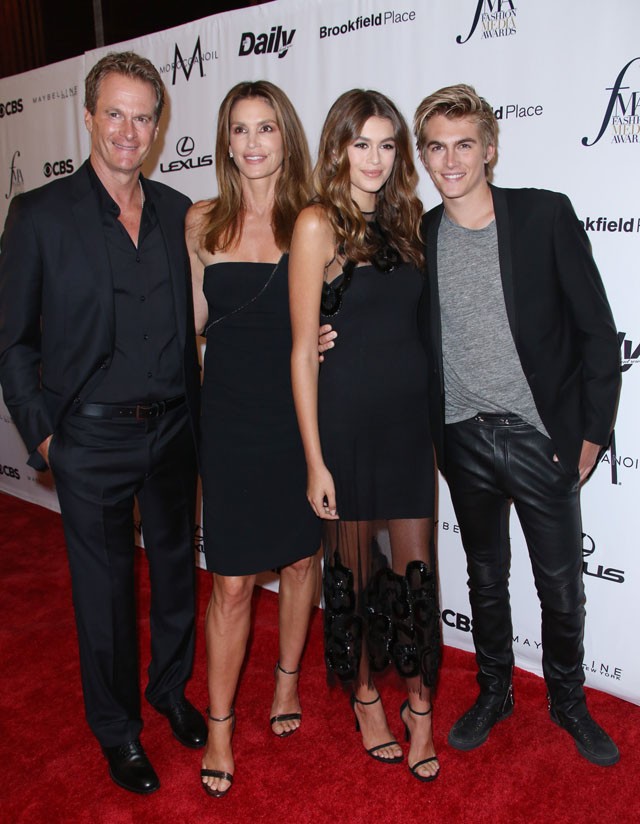 cindy crawford, kaia gerber, rande gerber, presley gerber, fashion front rows
