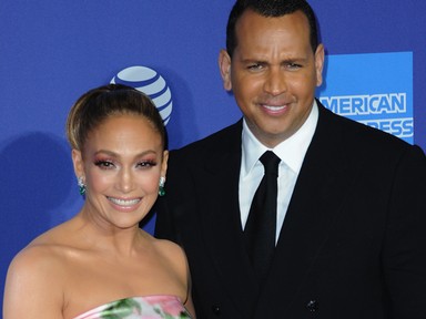 Jennifer Lopez sosem viselt még ennyire hercegnős ruhát a vörös szőnyegen