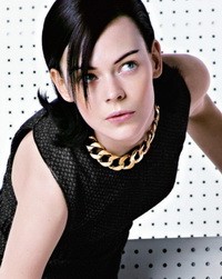 rajzák kinga, harpers bazaar, divatanyag, szezon