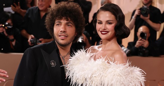 Selena Gomez és Benny Blanco csókolózós fotójába te is belepirulsz, csak úgy tombol közöttük a kémia