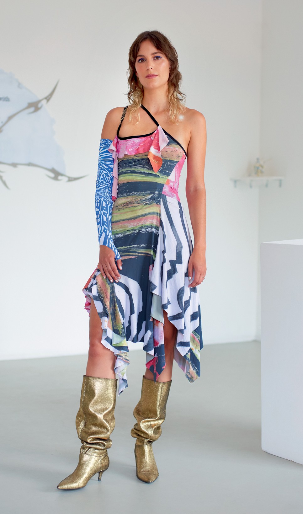 A fiatal kurátor tele van ötletekkel