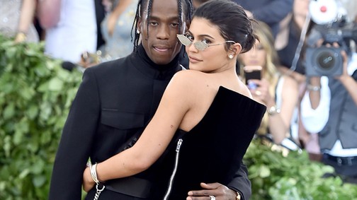 Hogy mi? Travis Scott megcsalta Kylie Jennert? Így reagált Kylie...