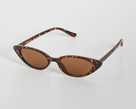 Retró napszemüveg - 1 295 Ft - www.sinsay.com
