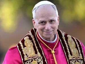 Közleményt adott ki a Vatikán a megoperált XIV. Leó pápa állapotáról