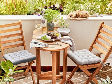 Indul az erkély szezon: így használd ki okosan az aprócska erkélyedet