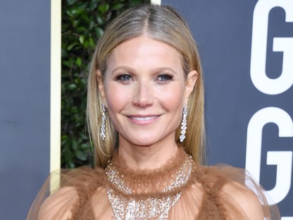Ez meglepett: Gwyneth Paltrow villantott bugyit a Golden Globe díjátadón
