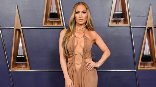 Jennifer Lopez drámai pucérruhájáról a legintimebb részen ordít a meztelenség