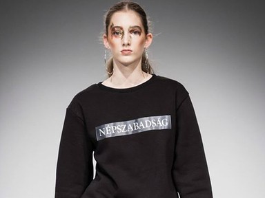 Népszabadság! Hirdeti a kifutón a The Four magyar divatmárka