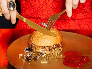 Dior logós hamburger, Vuitton latté és Prada macaron, te kipróbálnád őket?